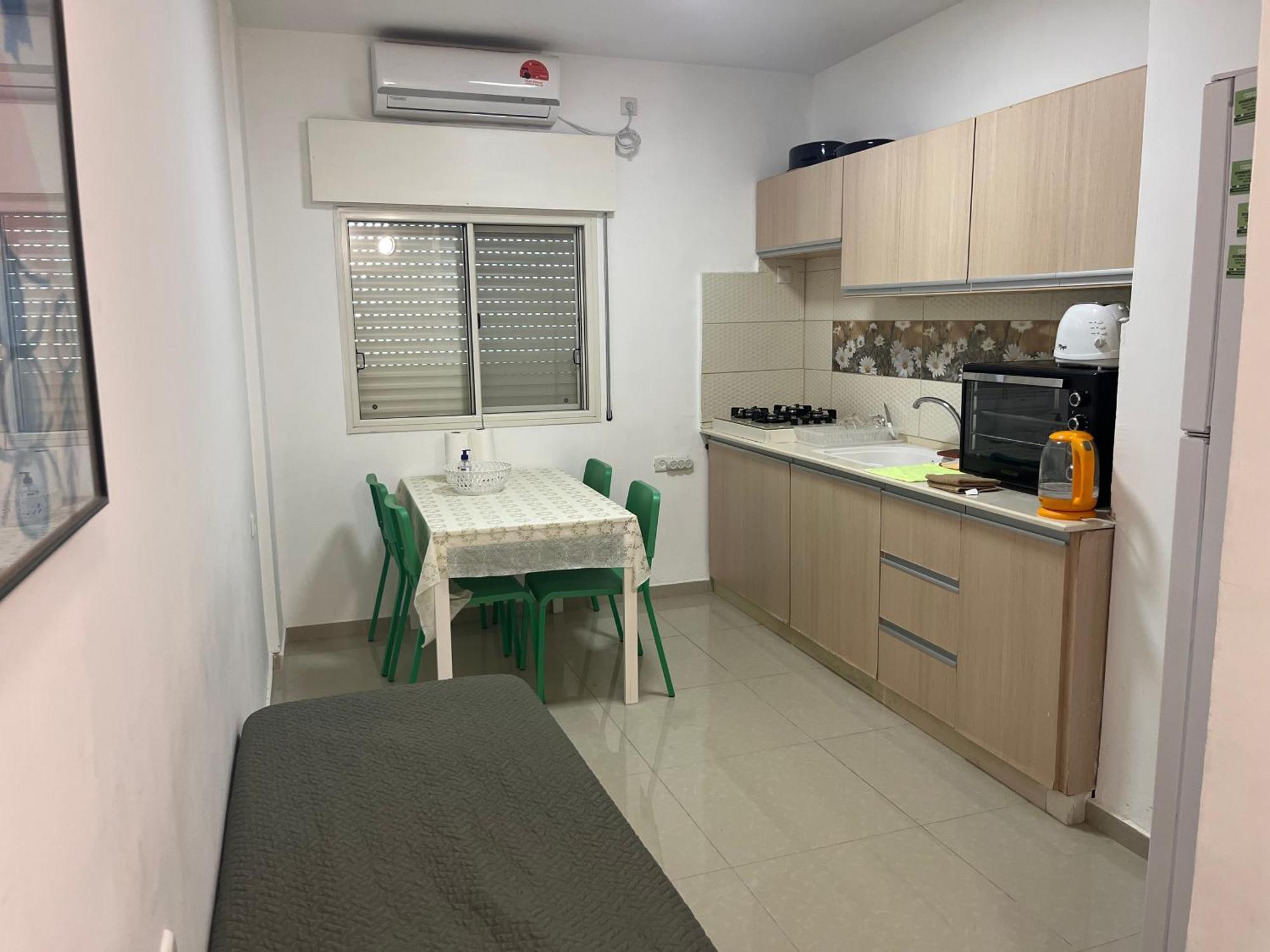 בית מרום Gan HaShomron Exteriör bild