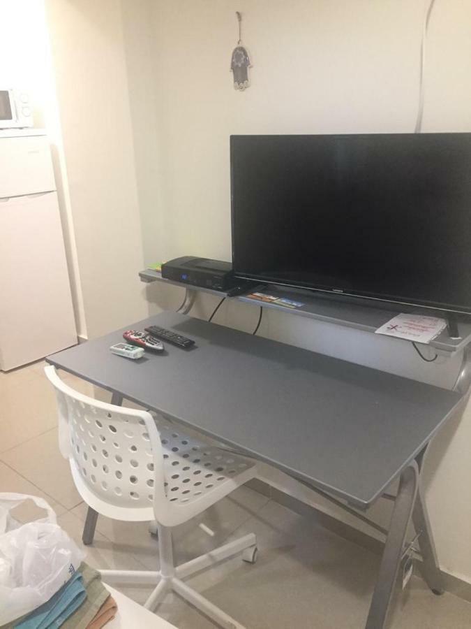 בית מרום Gan HaShomron Exteriör bild